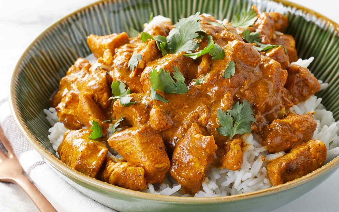 طرز تهیه مرغ کاری هندی با خامه؛ یک تجربه خوش‌طعم بین‌المللی