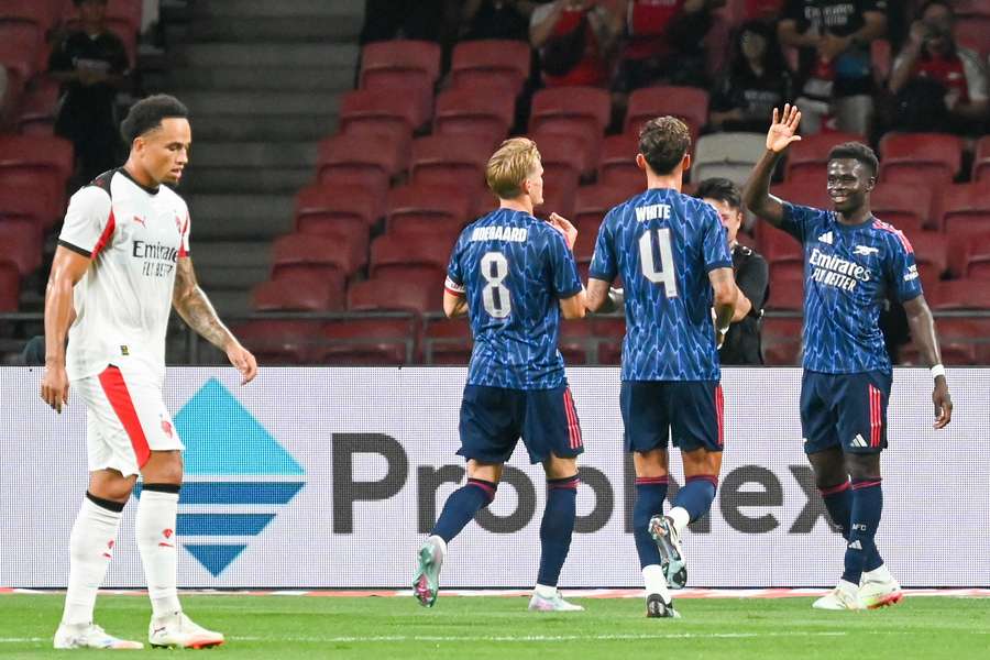 Arsenal secure 1–0 victory over AC Milan