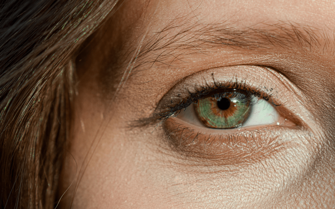 Why Does the Skin Around the Eyes Become Dry and How Can You Care for It?