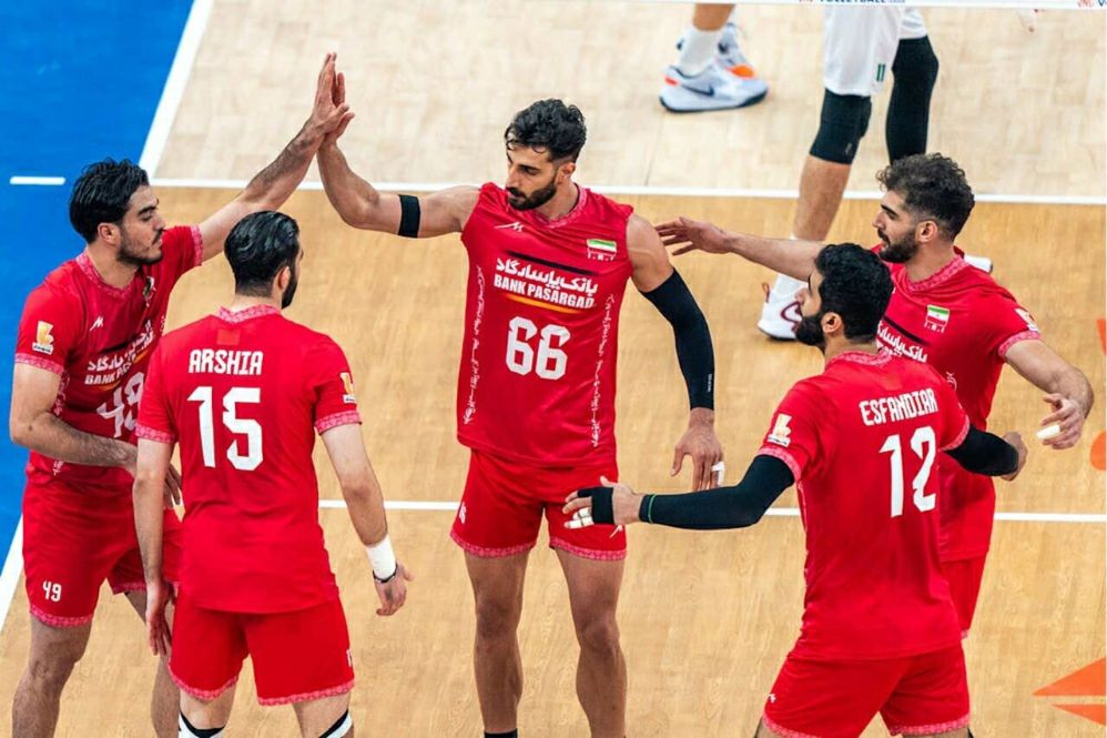 Historic qualification of Iran to the top 8 teams in the world with a victory over Serbia