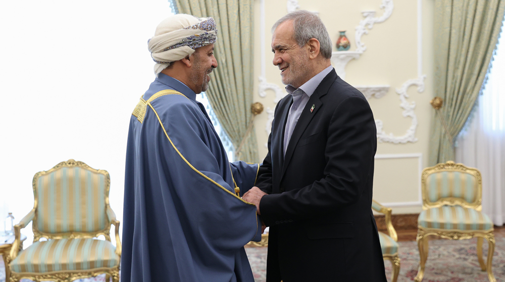 Meeting of the Omani Minister of Interior with the President of Iran in Tehran