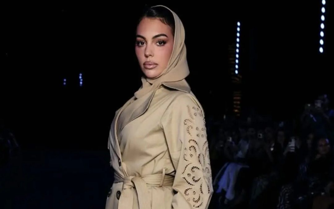 Georgina Rodriguez in a Modest Look at Riyadh Fashion Week 2025