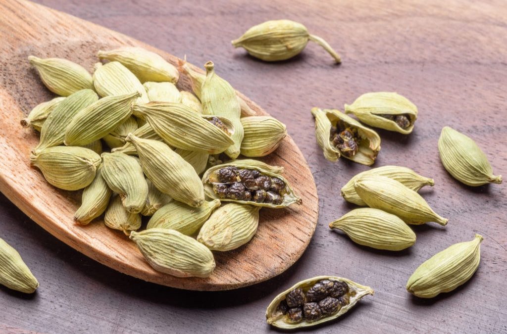 Cardamom: A Beneficial Spice for Healthy Eating